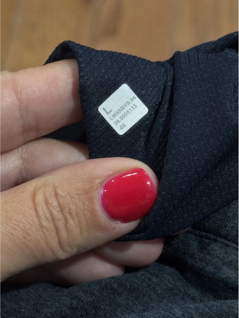 Lululemon Men's Dark Gray Jogger Sweatpants with Zippered Pockets